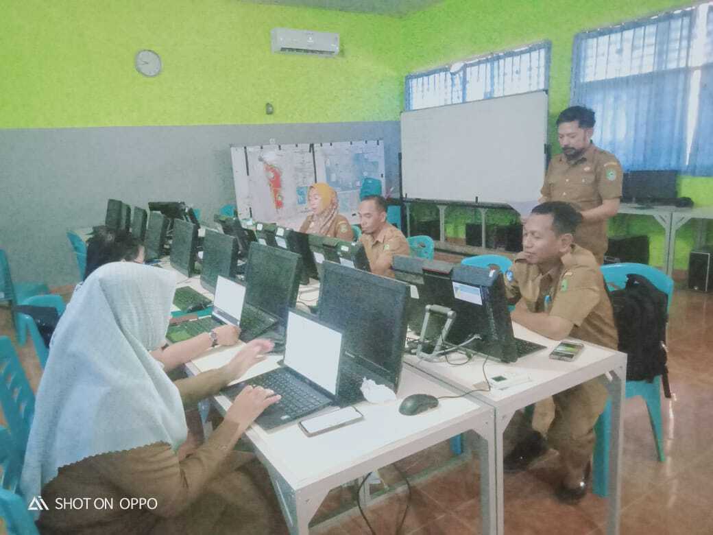 Ujian Kompetensi Perpindahan Jabatan Guru Ke Jabatan Fungsional Pengawas. di SMAN 1 Poso - (Ada 0 foto)